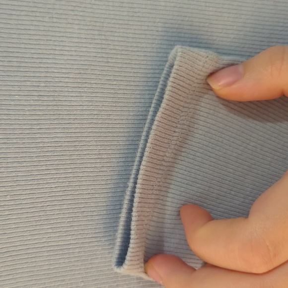 Basic Levi Blue Turtle Neck Ribbed - Picture 4 of 4